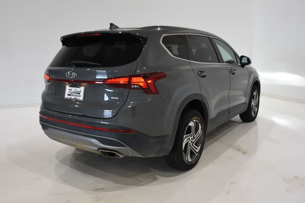 2023 Hyundai Santa Fe SE 4