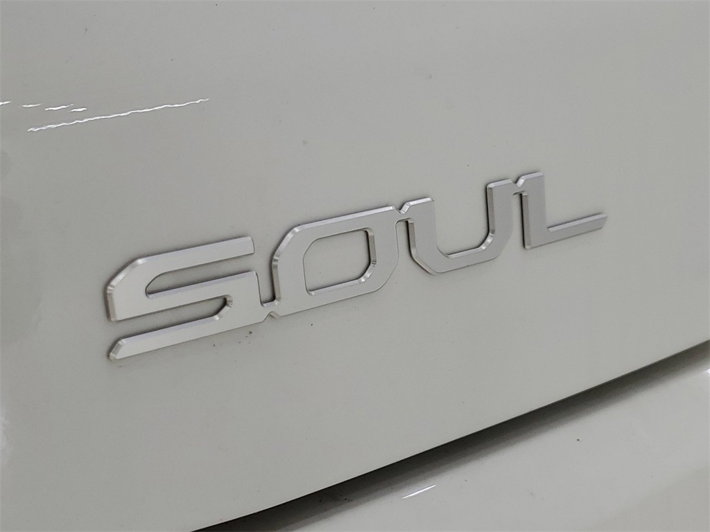 2024 Kia Soul S 35