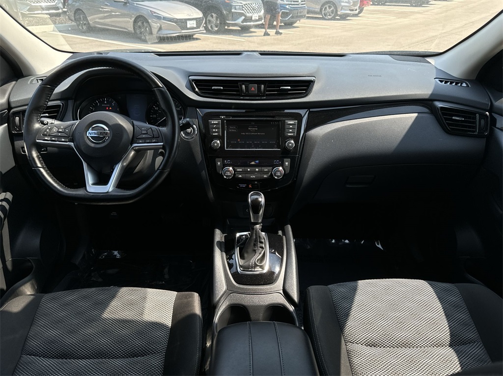 2021 Nissan Rogue Sport SV 20