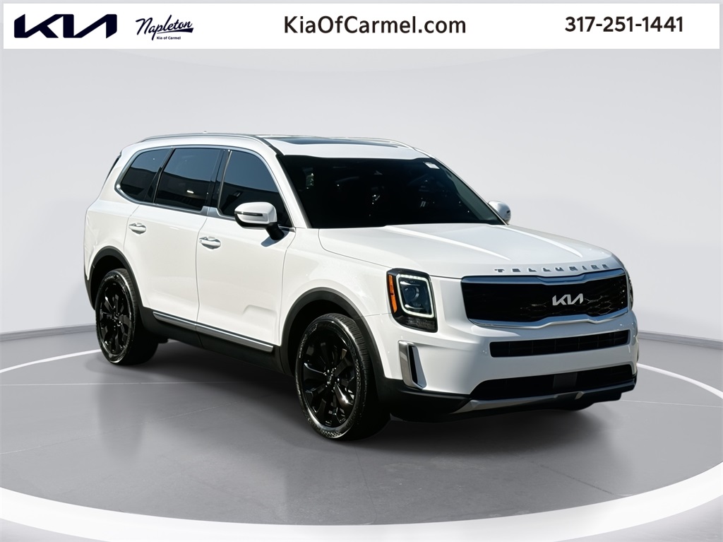 2022 Kia Telluride S 1