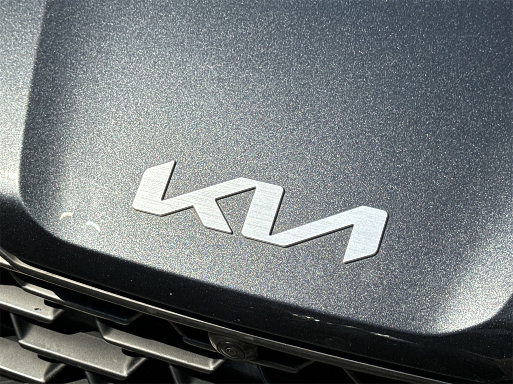 2022 Kia K5 EX 14