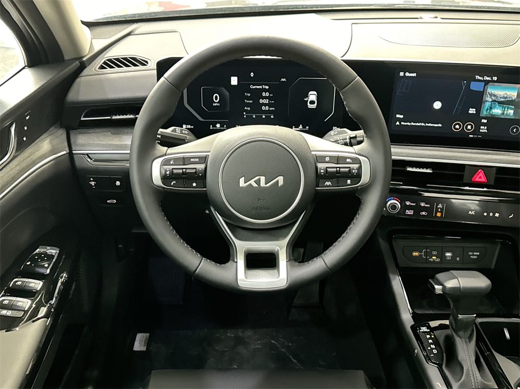 2025 Kia K5 EX 10