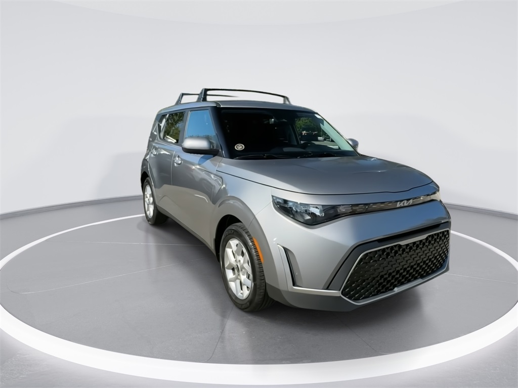 2023 Kia Soul LX 2