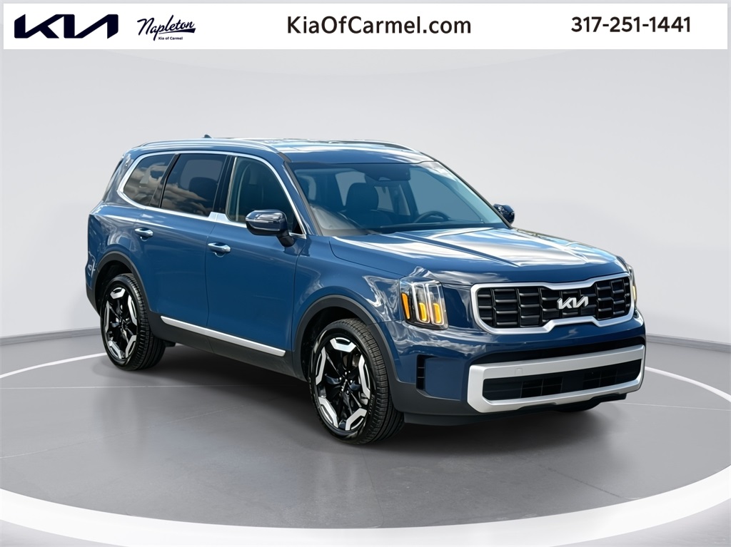 2024 Kia Telluride S 1