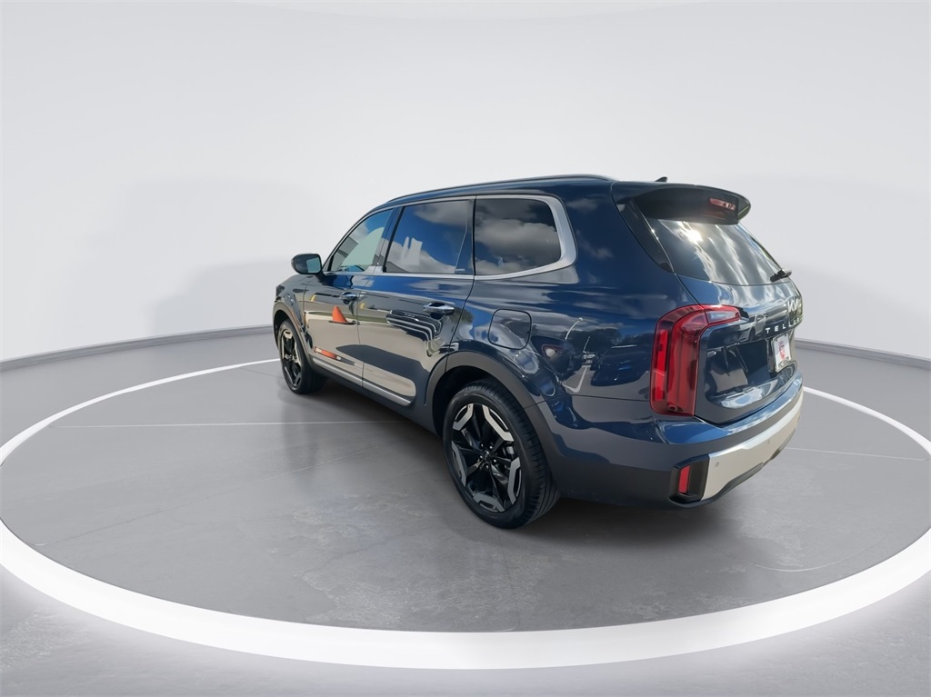 2024 Kia Telluride S 8