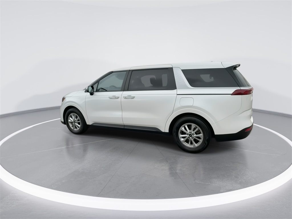 2022 Kia Carnival LX 7