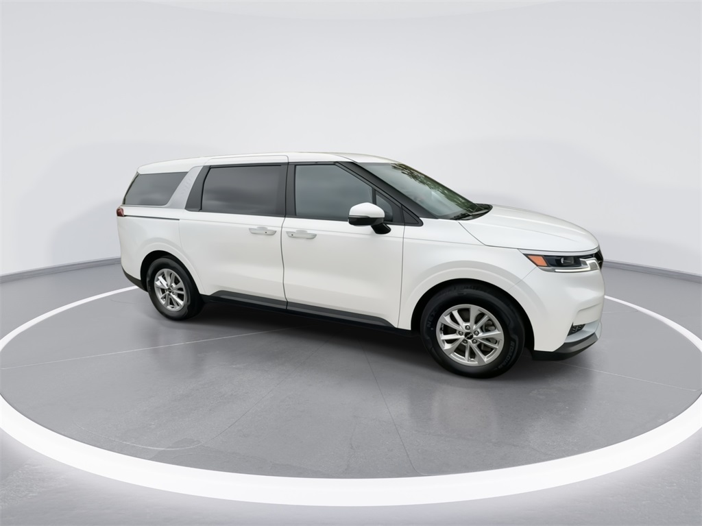 2022 Kia Carnival LX 13