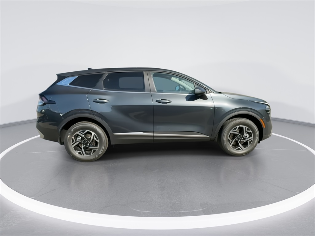 2024 Kia Sportage LX 12