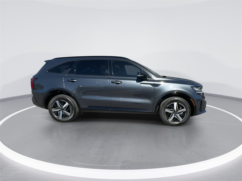 2021 Kia Sorento S 12