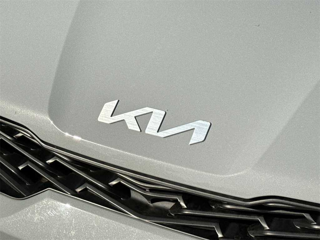 2022 Kia K5 GT-Line 14