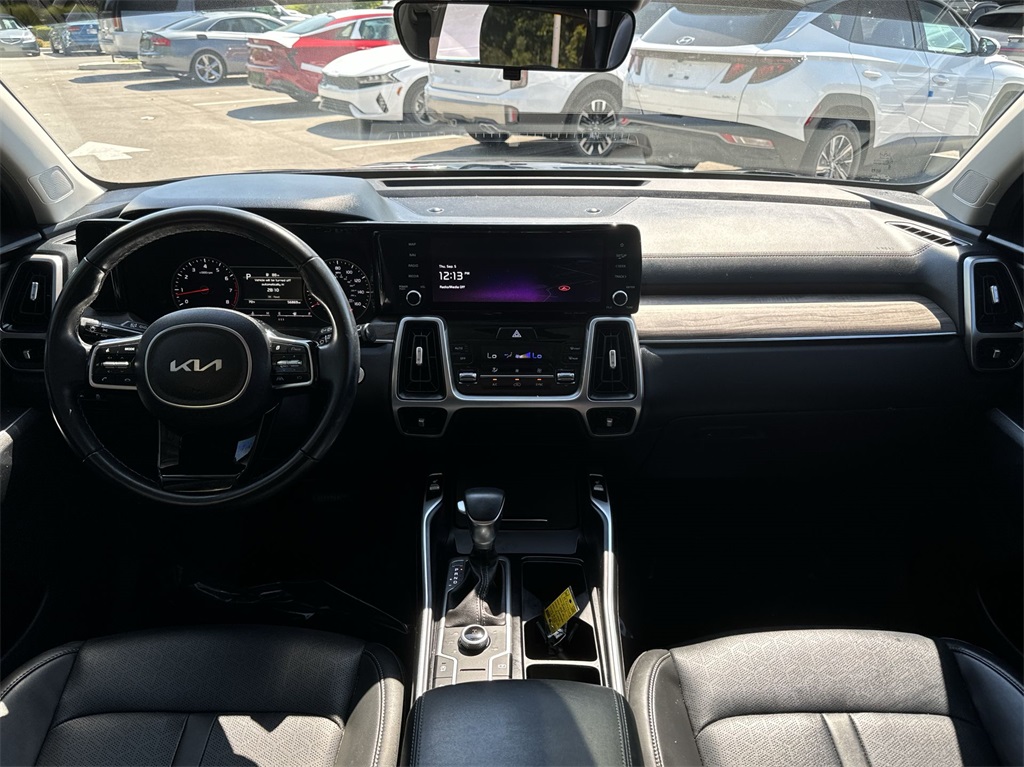 2022 Kia Sorento S 20