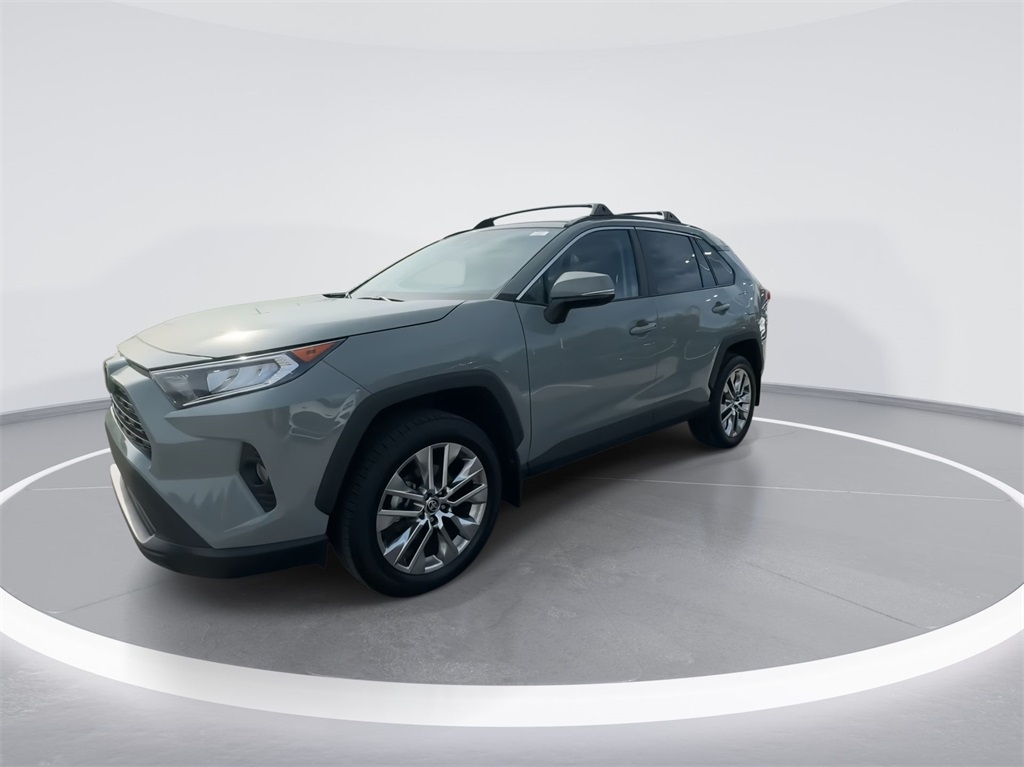 2021 Toyota RAV4 XLE Premium 6