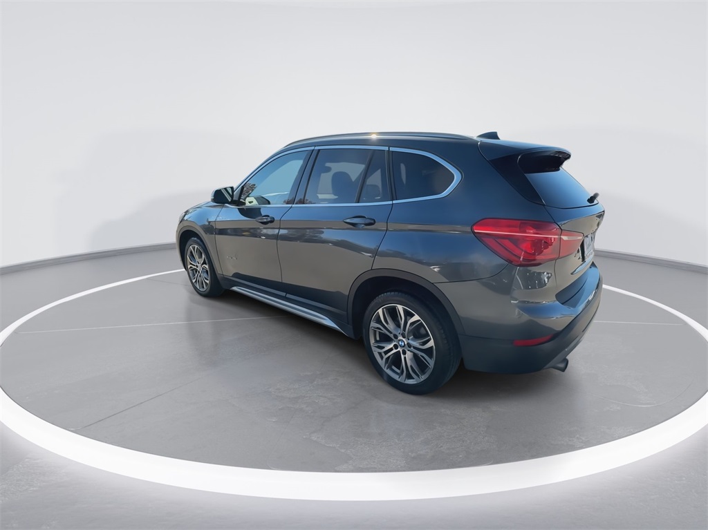 2018 BMW X1 xDrive28i 8