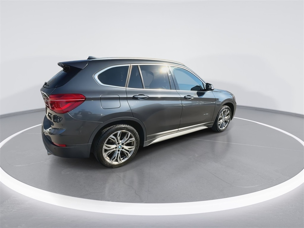 2018 BMW X1 xDrive28i 11