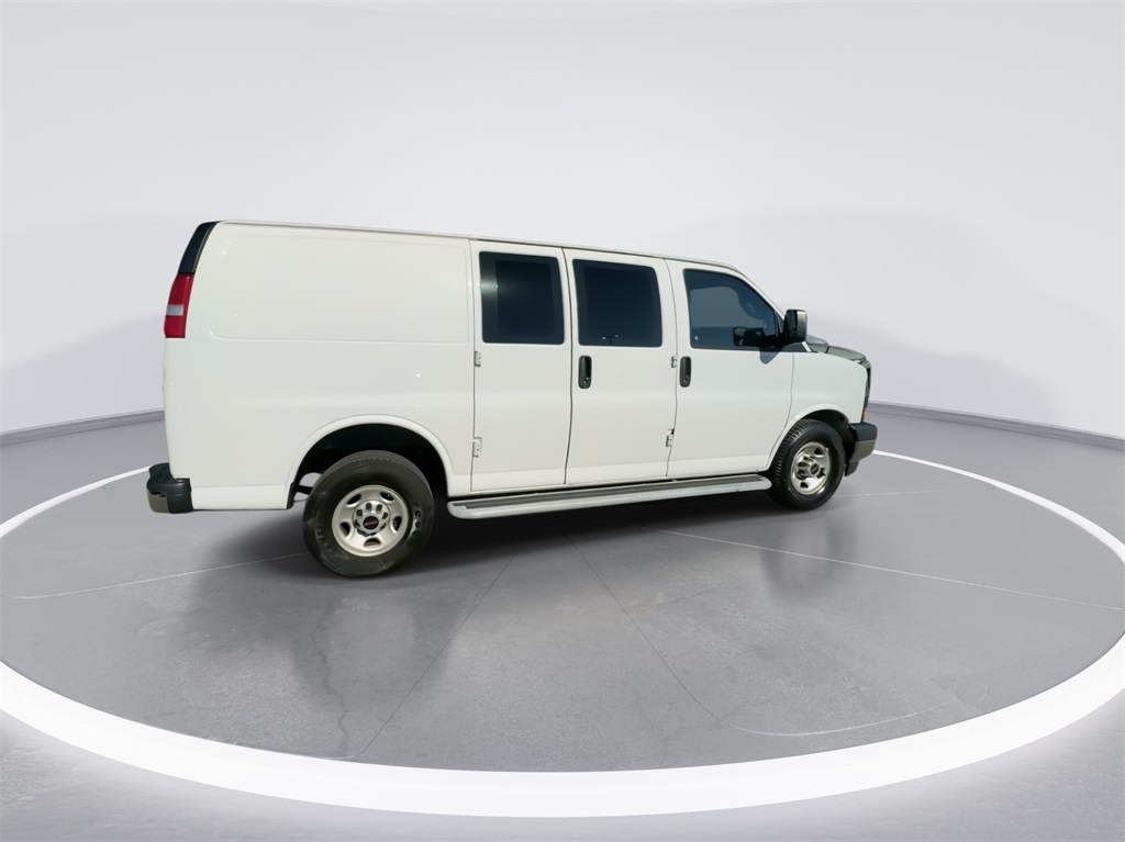 2018 GMC Savana 2500 Work Van 13