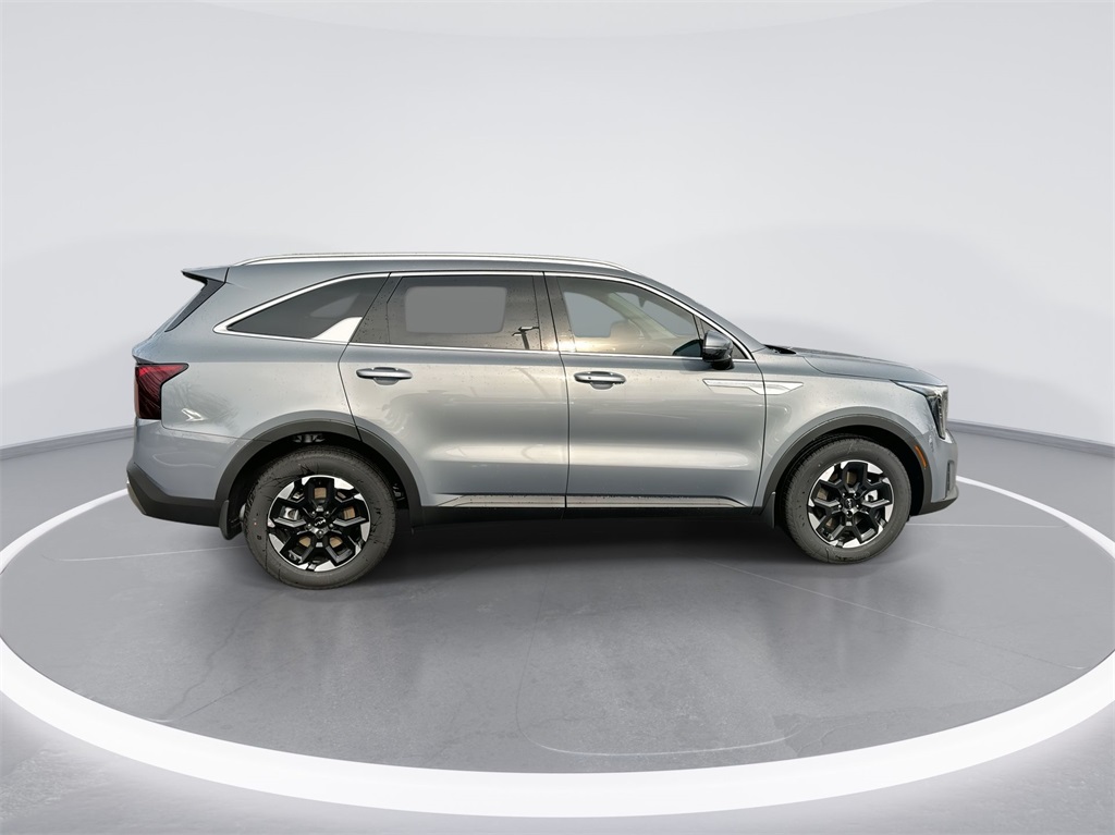 2025 Kia Sorento S 7