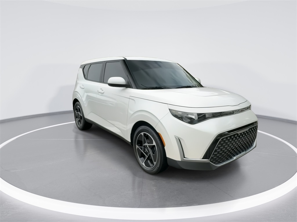 2023 Kia Soul EX 2