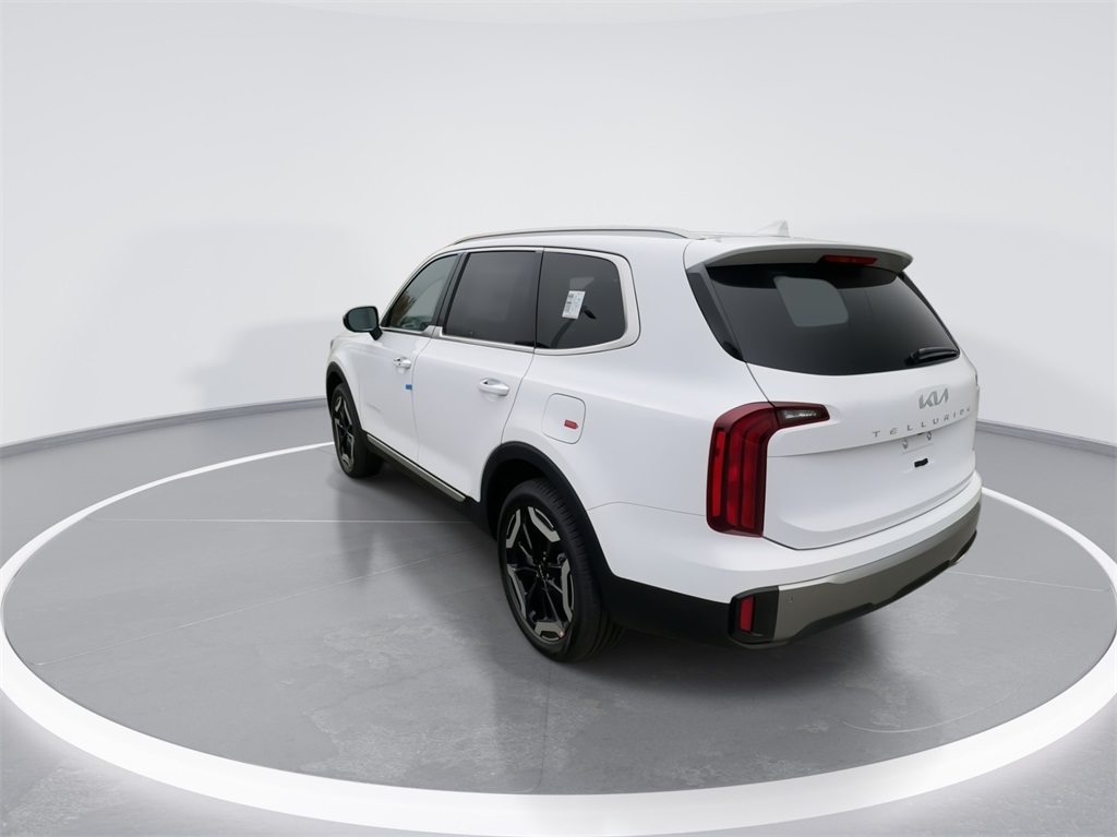 2025 Kia Telluride S 8