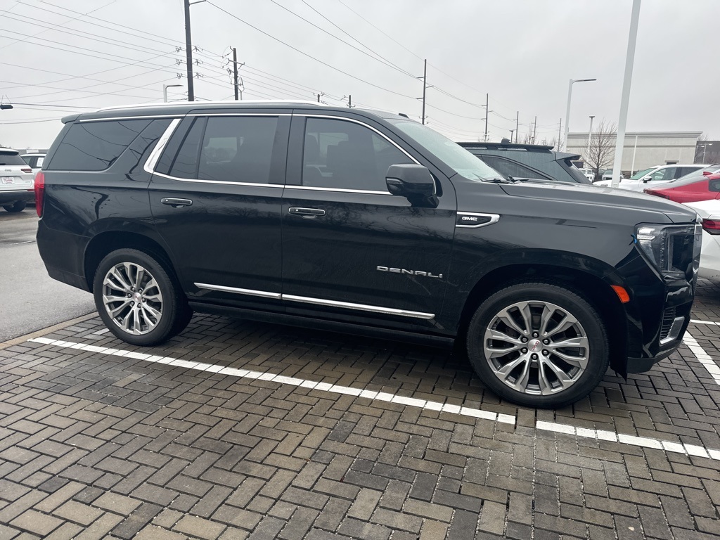 2021 GMC Yukon Denali 2