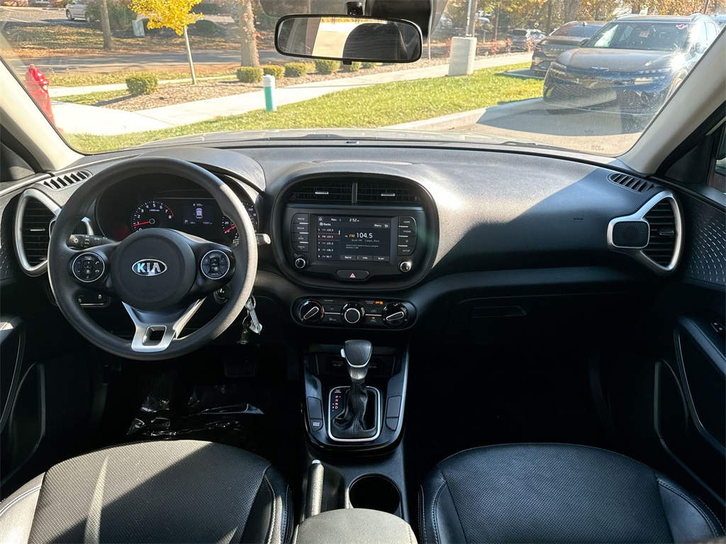 2020 Kia Soul S 18