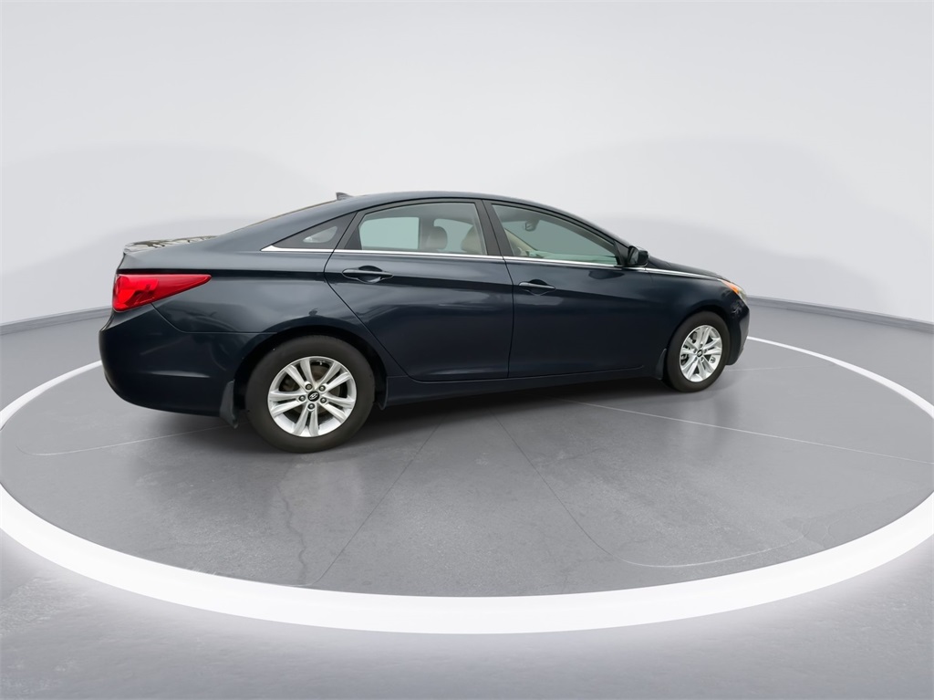 2013 Hyundai Sonata GLS 12