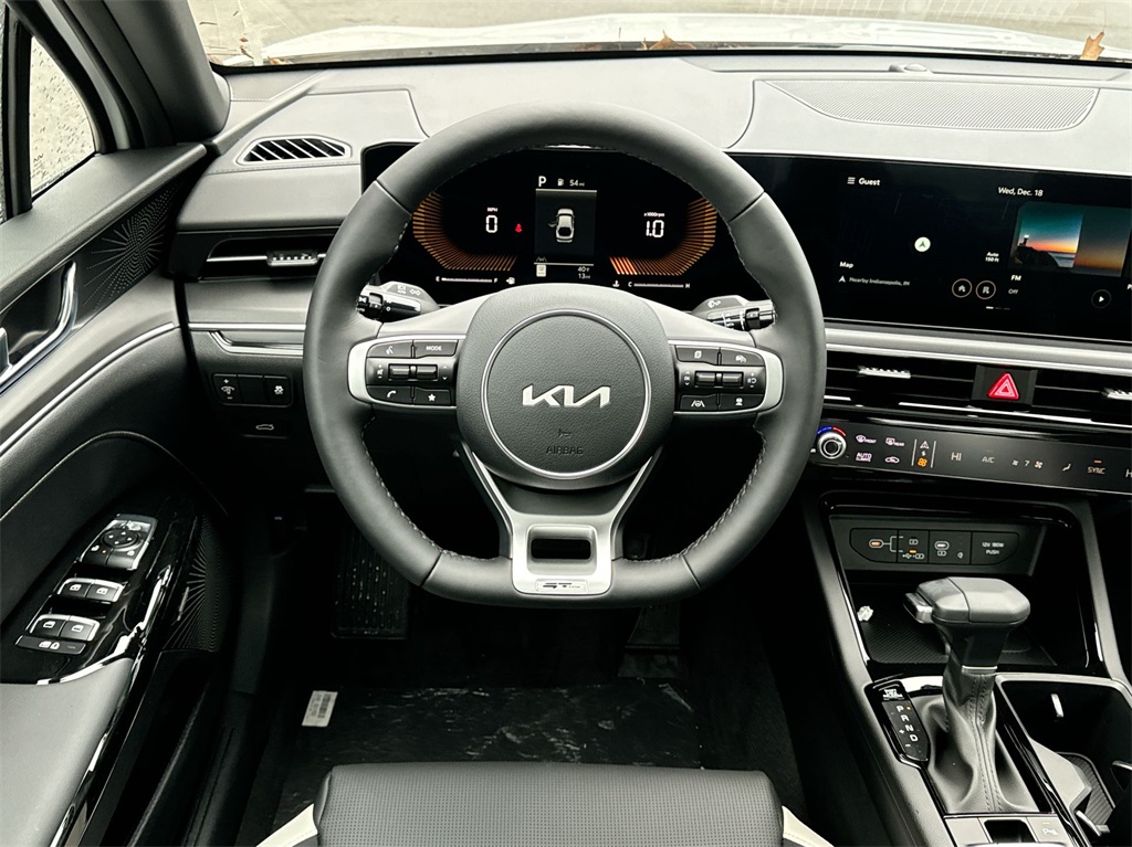 2025 Kia K5 GT-Line 10