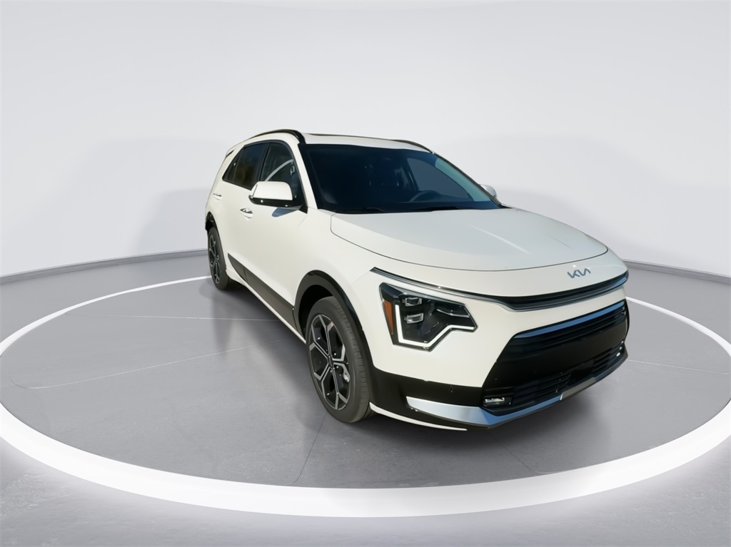 2025 Kia Niro SX Touring 2