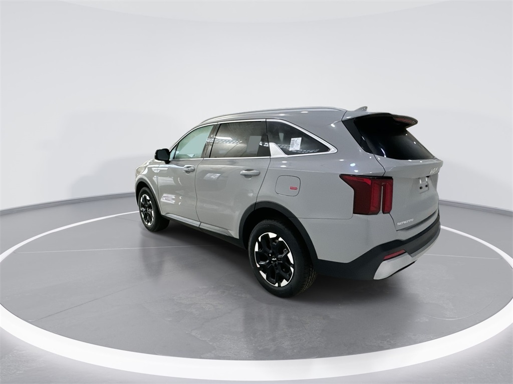 2025 Kia Sorento S 5