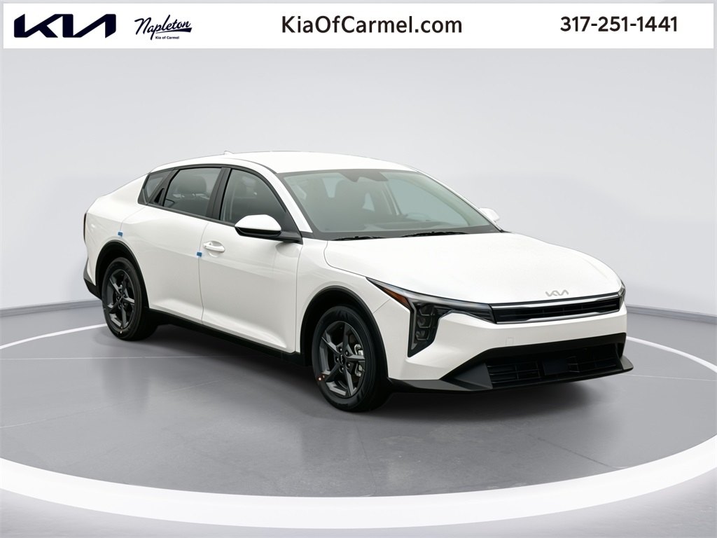 2025 Kia K4 LXS 1