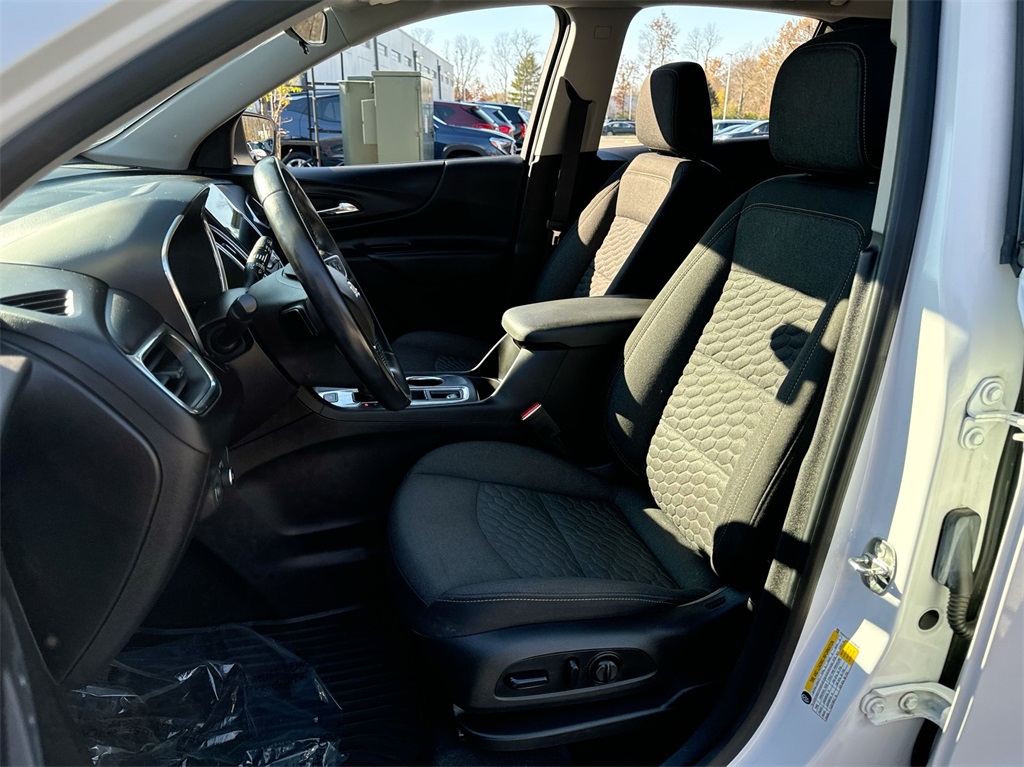 2019 Chevrolet Equinox LT 19