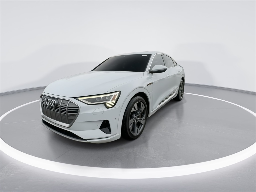 2020 Audi e-tron Premium Plus 4