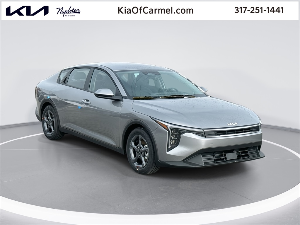 2025 Kia K4 LXS 1