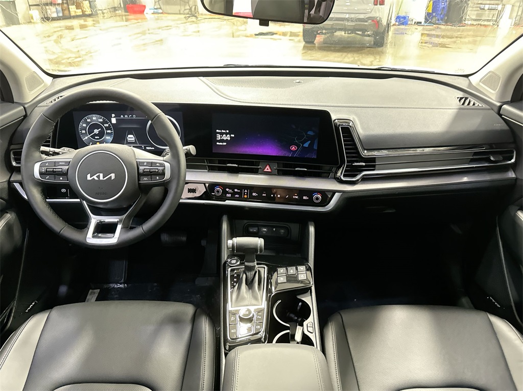 2025 Kia Sportage SX-Prestige 11