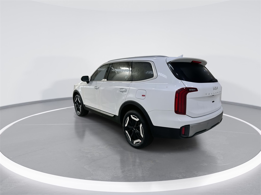 2025 Kia Telluride S 5