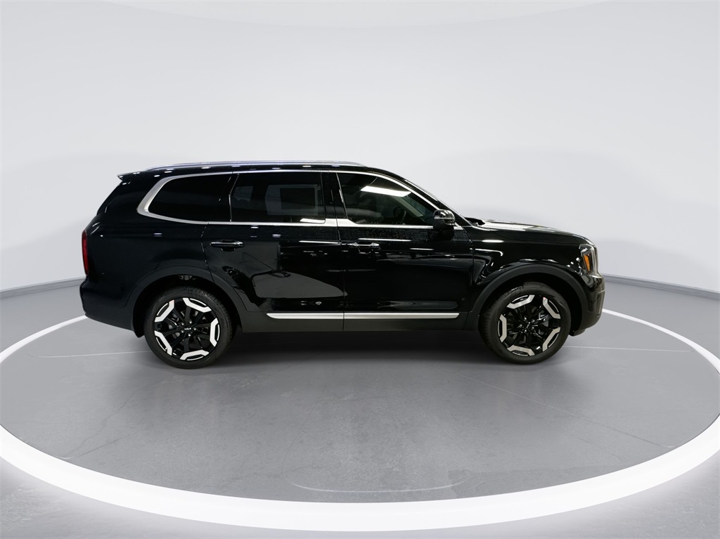 2025 Kia Telluride S 7