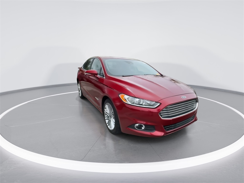 2013 Ford Fusion Hybrid SE 2