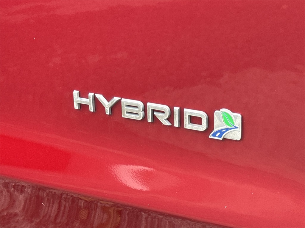 2013 Ford Fusion Hybrid SE 14