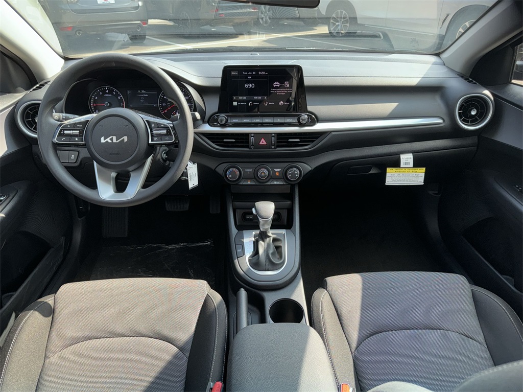 2024 Kia Forte LXS 20