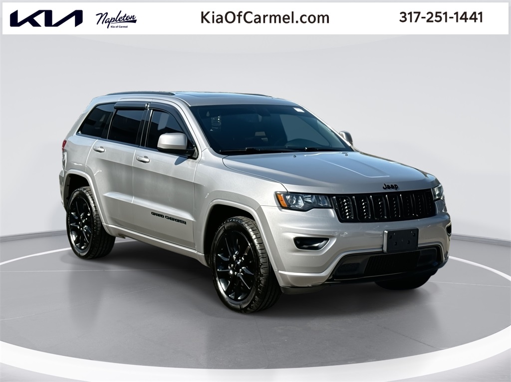 2019 Jeep Grand Cherokee Altitude 1