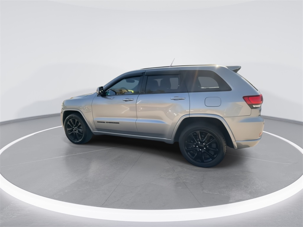 2019 Jeep Grand Cherokee Altitude 8