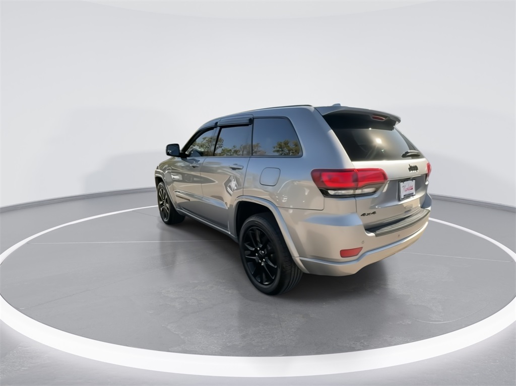 2019 Jeep Grand Cherokee Altitude 9