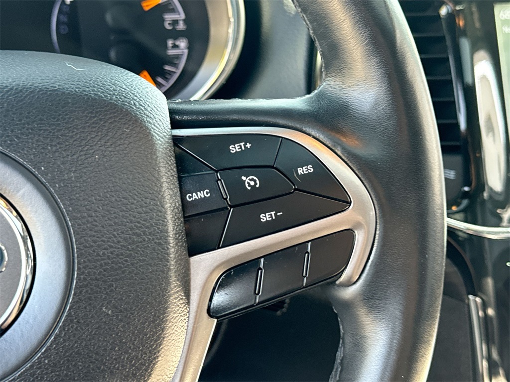 2019 Jeep Grand Cherokee Altitude 22