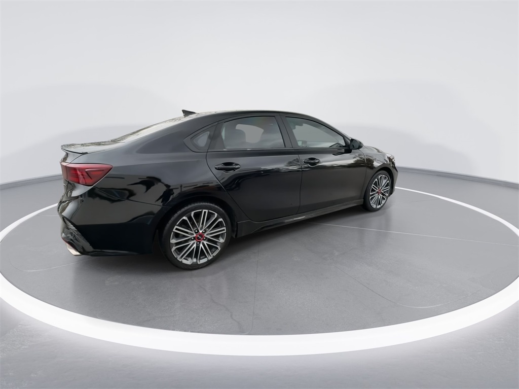 2022 Kia Forte GT 12