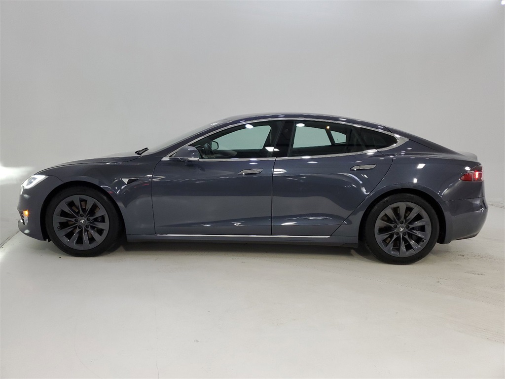 2020 Tesla Model S Long Range Plus 3
