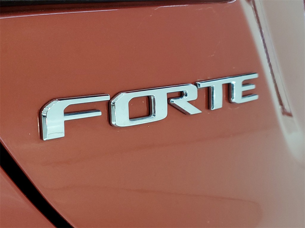 2021 Kia Forte GT-Line 34