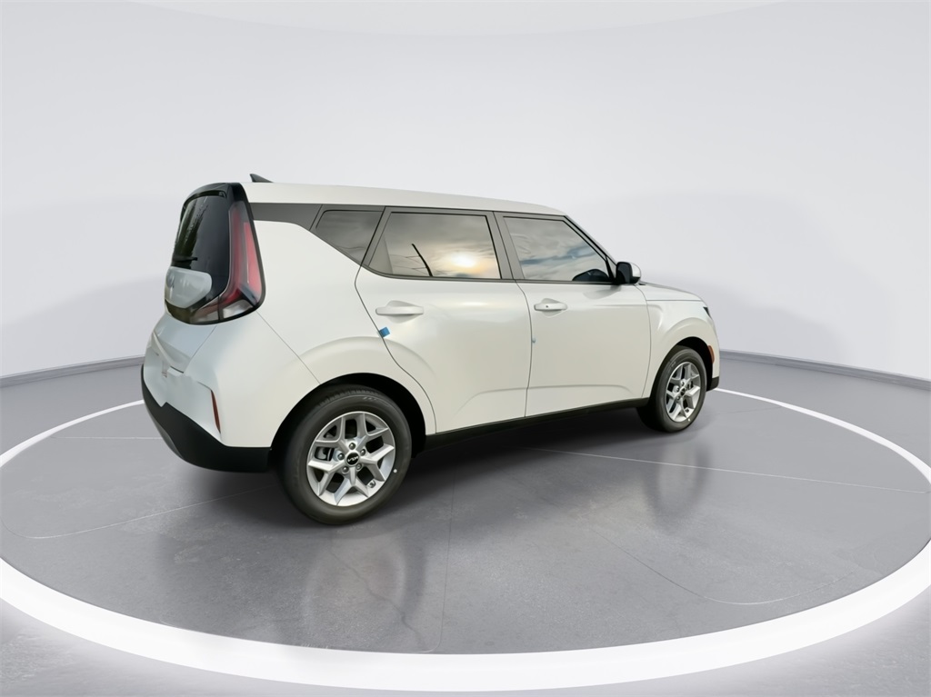 2024 Kia Soul S 11