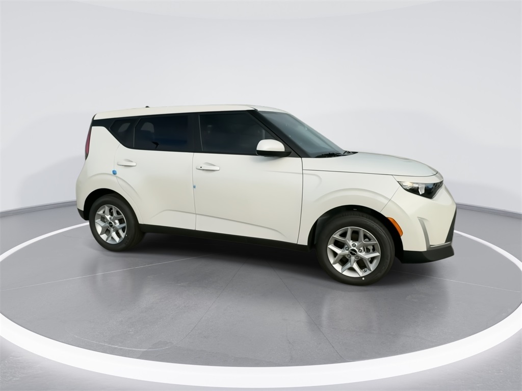 2024 Kia Soul S 13