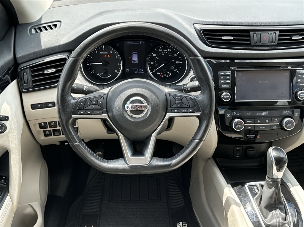 2018 Nissan Rogue Sport SV 17