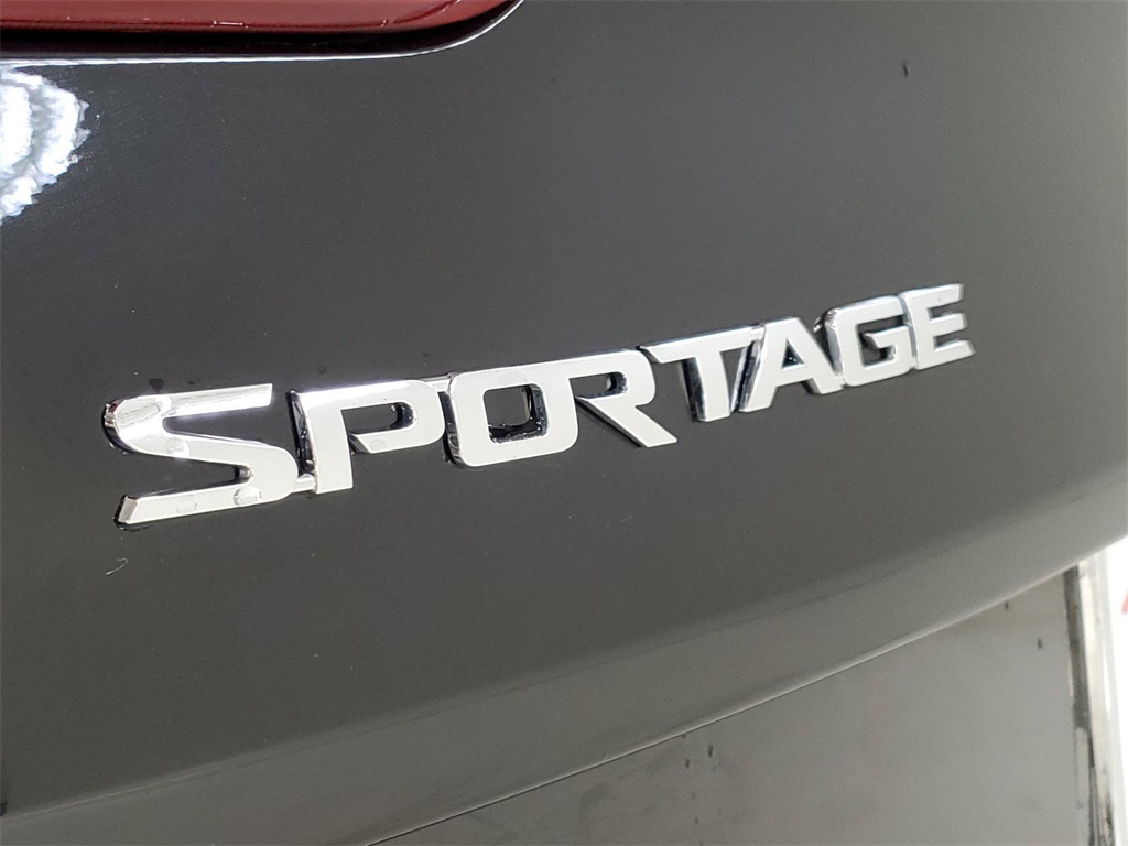 2021 Kia Sportage EX 34