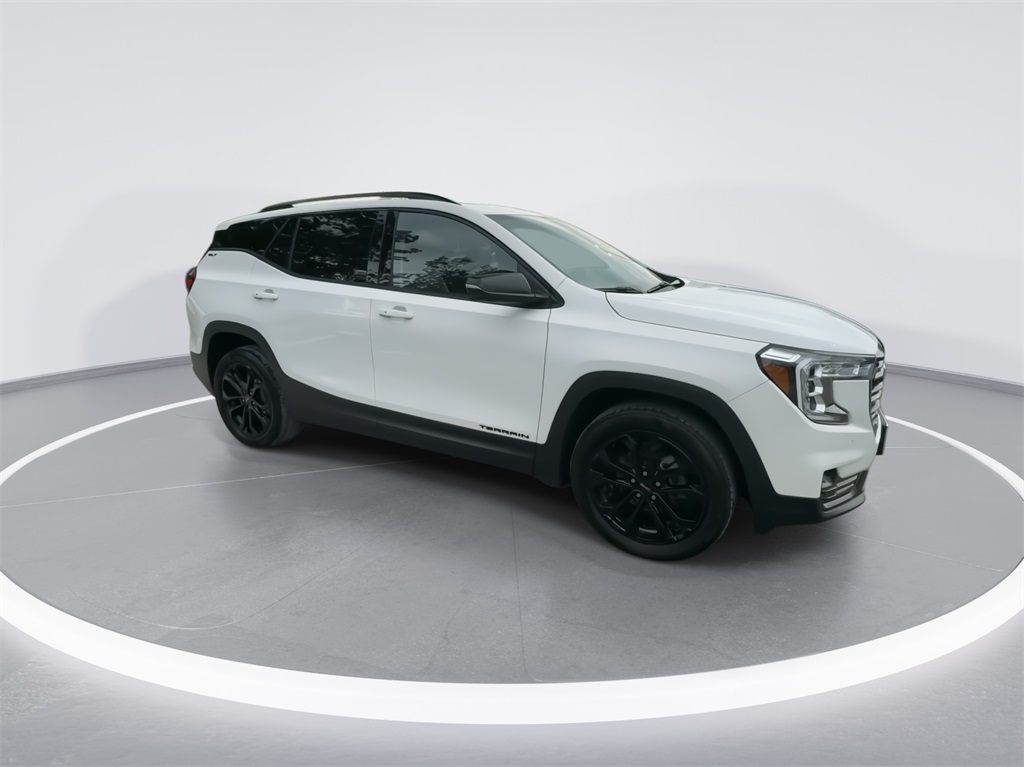 2022 GMC Terrain SLT 13